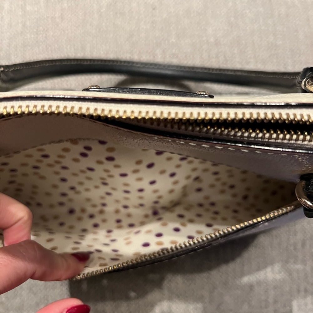 Kate spade purse - Picture 4 of 5